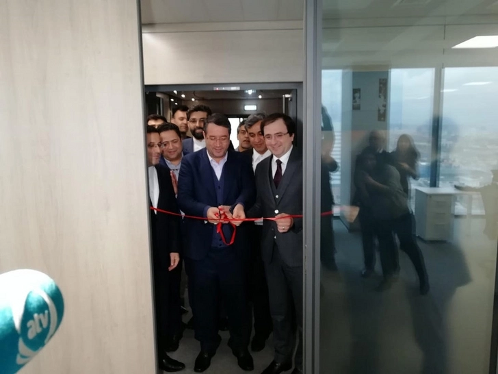 В Баку открылся Торговый центр Ирана – ФОТО