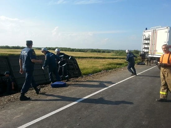 При аварии автобуса в Казахстане погибли 11 человек