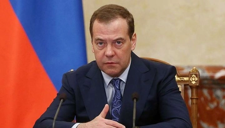 Дмитрий Медведев о новом президенте Украины