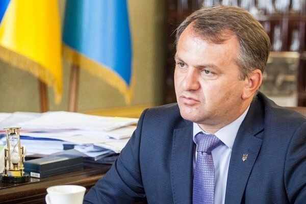 Глава единственной области Украины, где выиграл Порошенко, объявил об отставке