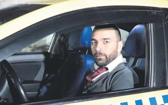 Турецкий таксист вернул дорогой телефон и крупную сумму забывчивой туристке из Азербайджана - ФОТО