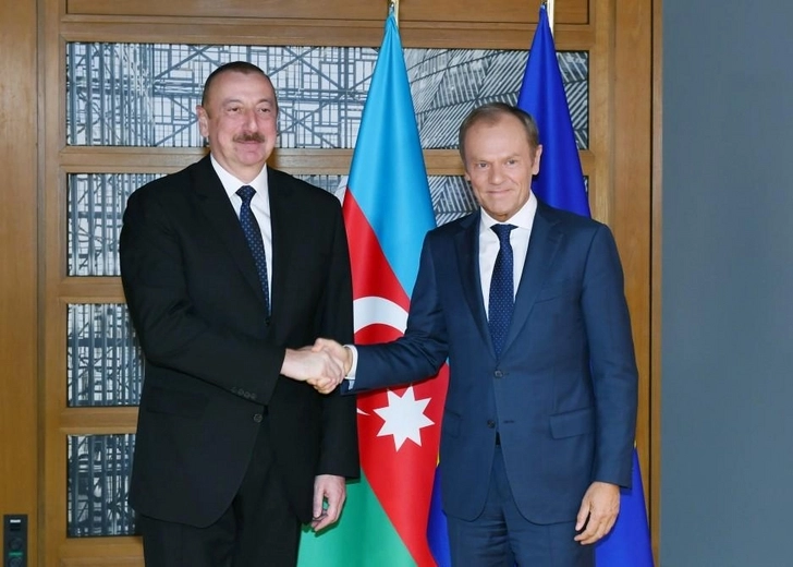 Ильхам Алиев встретился с Дональдом Туском – ФОТО