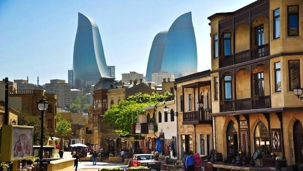 Госагентство: Баку намерен упростить выдачу виз для туристов из ЕС