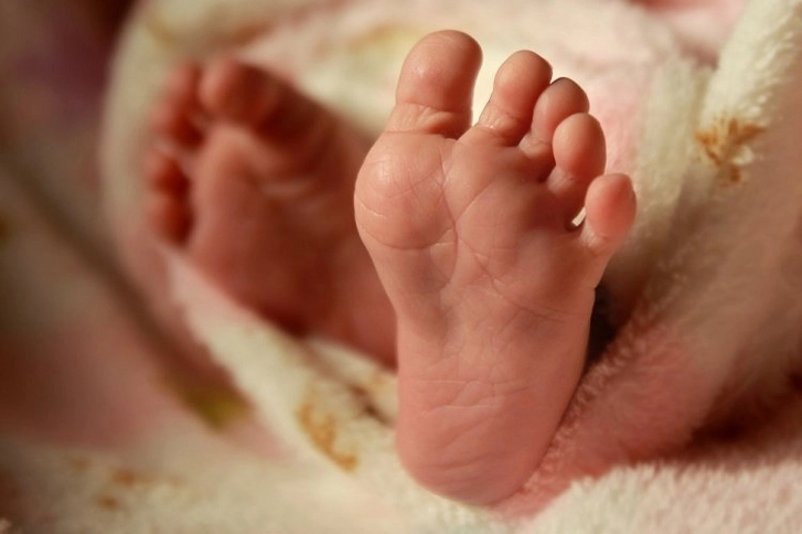 В Азербайджане женщина родила в автомобиле: ребенок умер