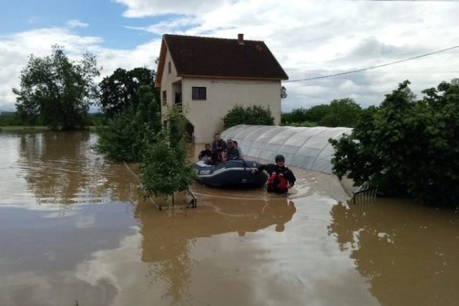 В Сербии объявили режим стихийного бедствия