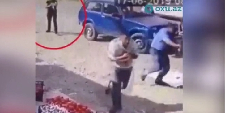 Появились видео кадры стрельбы на рынке в Агстафинском районе – ОБНОВЛЕНО - ВИДЕО