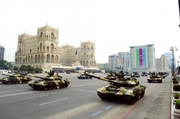 Азербайджан увеличит расходы на оборону