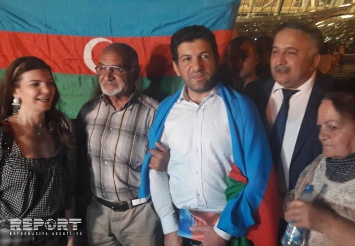 Вернувшийся в Азербайджан Фуад Аббасов сделал первое заявление  – ОБНОВЛЕНО/ФОТО/ВИДЕО