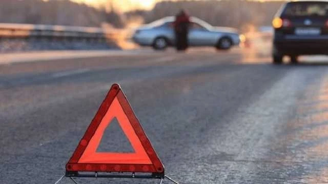 В Баку машина МЧС попала в аварию - ФОТО