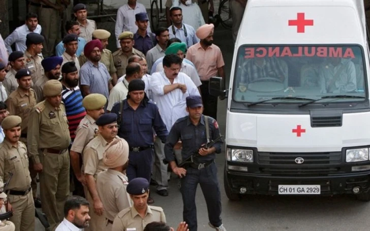 В Индии восемь человек погибли в ДТП с грузовиком
