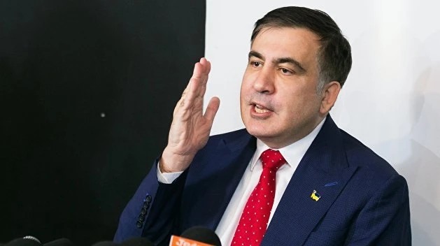 Саакашвили устроил драку и сломал руку пожилой женщине – ВИДЕО