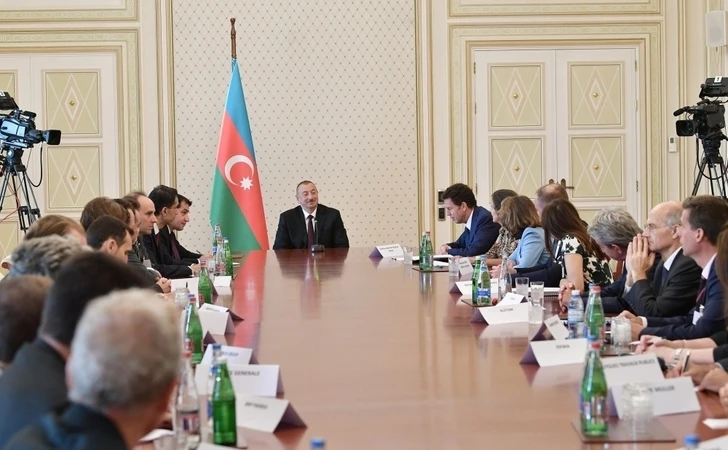 Президент Ильхам Алиев принял представителей компаний-членов MEDEF - ФОТО/ОБНОВЛЕНО