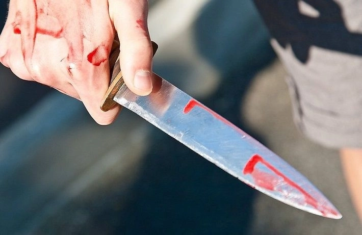 В Украине азербайджанец с ножом напал на прохожих, ранив трех человек – ФОТО