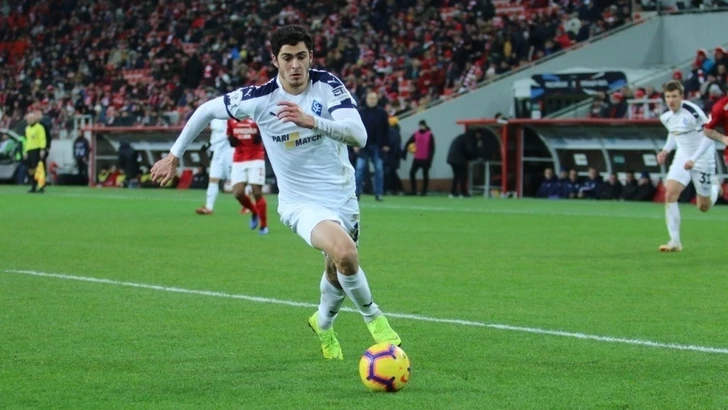 Рамиль Шейдаев в Российской Премьер-лиге сыграл против соперника «Нефтчи»