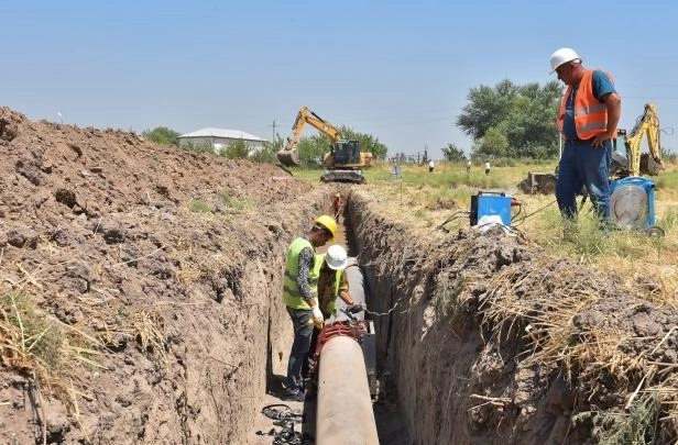 Для вынужденных переселенцев в Билясуваре прокладывается магистраль водоснабжения - ФОТО