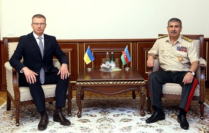 Закир Гасанов встретился с новым послом Украины в Азербайджане