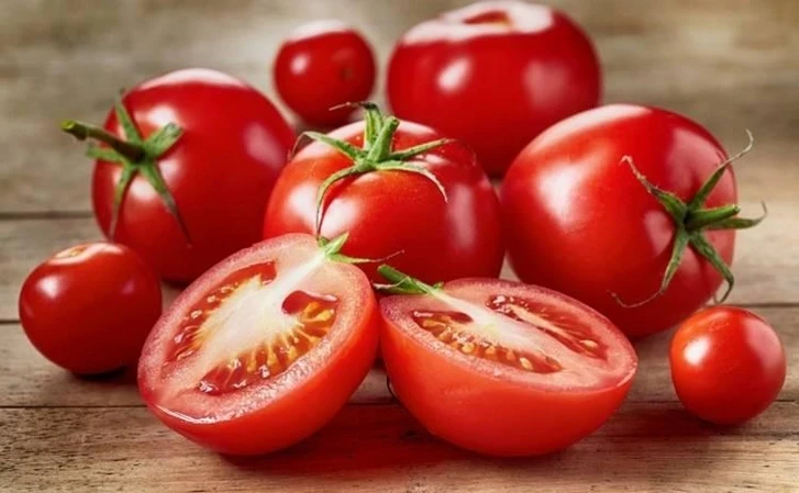 В Азербайджане подешевели помидоры