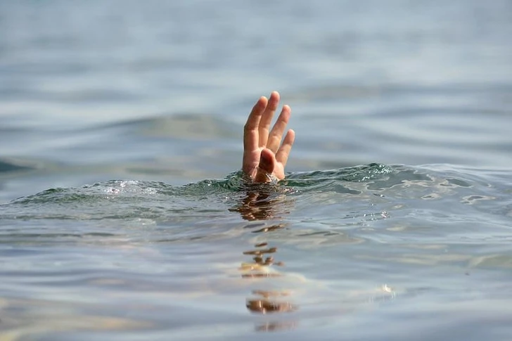 В Баку 30-летний мужчина утонул в море