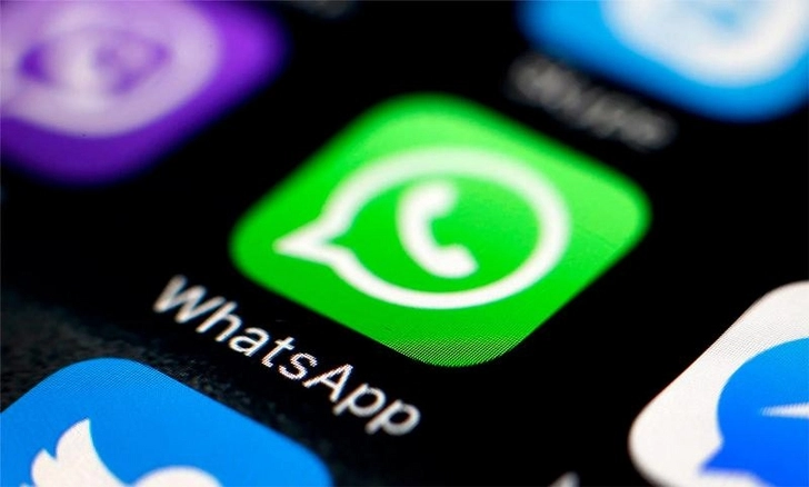 Хакеры научились проникать в переписки в WhatsApp