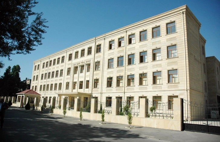 В азербайджаноязычной школе Грузии продолжаются ремонтно-восстановительные работы