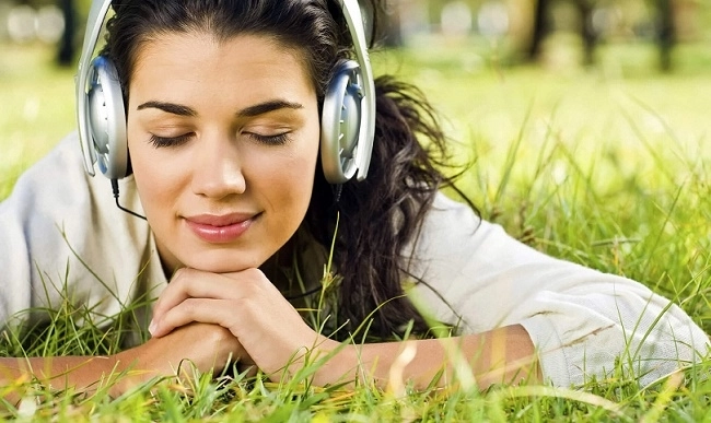 Ученые выяснили, какая музыка повышает активность мозга