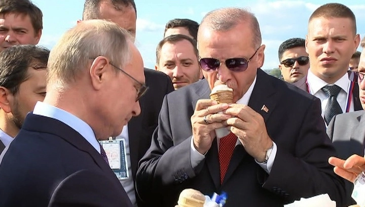 Путин угостил Эрдогана мороженым – ФОТО