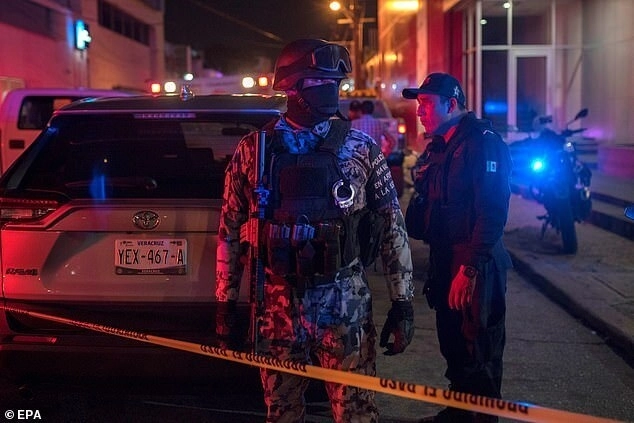 В баре в Мексике сожгли заживо 23 человека – ФОТО