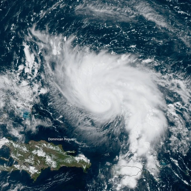 Урагану «Дориан» присвоили третью категорию