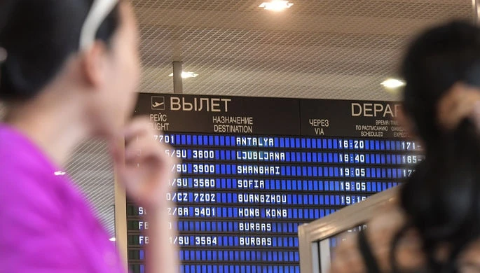 Почти 130 рейсов задержано и отменено в аэропортах Москвы