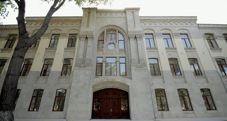 Минздрав Азербайджана проинформировал о состоянии получивших ножевые ранения сестер