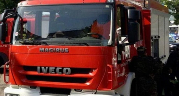 Сильный пожар в жилом здании в центре Баку: Есть пострадавшие – ФОТО/ВИДЕО