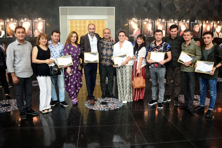 Новый театральный сезон в Азербайджане начался церемонией награждения