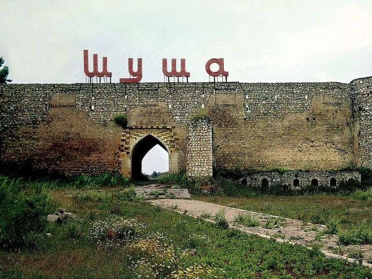 Армяне изменили внешний облик Шушинской крепости – ФОТО