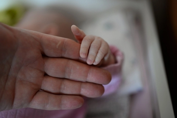 У несовершеннолетних жительниц Азербайджана за прошлый год родилось 545 детей