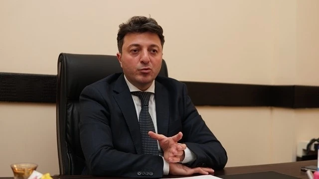 Глава азербайджанской общины Нагорного Карабаха ответил Пашиняну