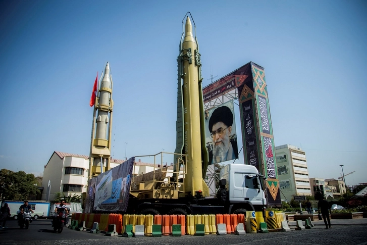 Иран захотел от США 50 млрд долларов