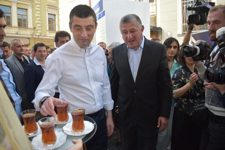 Премьер-министр Грузии и мэр Тбилиси в рамках праздника «Тбилисоба» побывали в павильоне Азербайджана - ФОТО