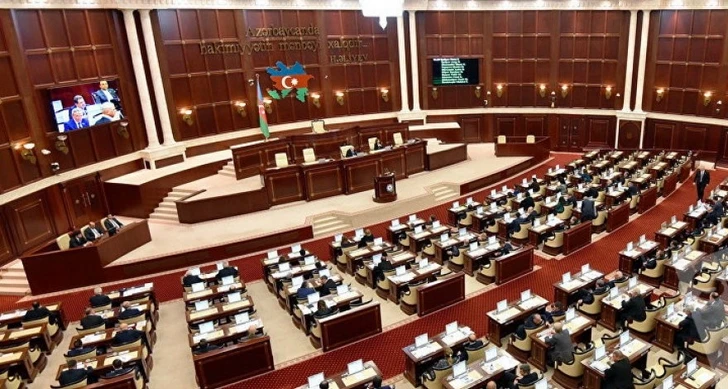 Обнародована повестка завтрашнего пленарного заседания парламента Азербайджана