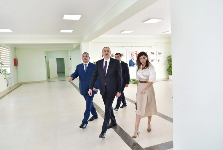 Ильхам Алиев и Мехрибан Алиева приняли участие в открытии жилого комплекса «Гобу Парк-2» – ОБНОВЛЕНО/ФОТО