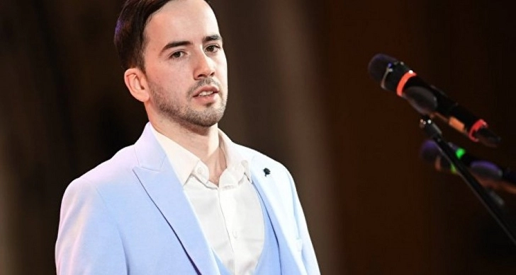 Азербайджанский певец приготовил долму в эфире российской передачи – ВИДЕО