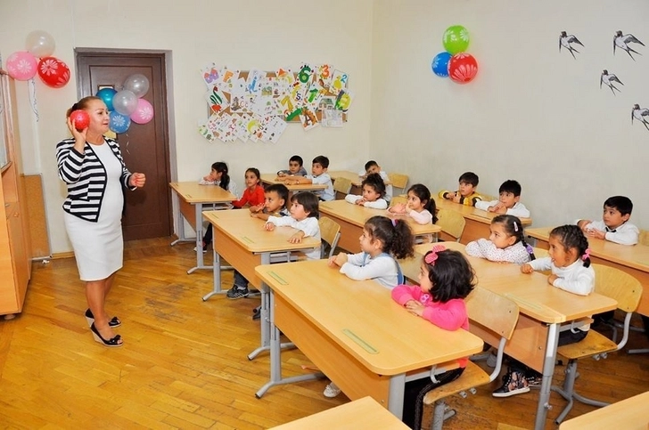 В Баку проведут мониторинг деятельности учителей групп дошкольной подготовки