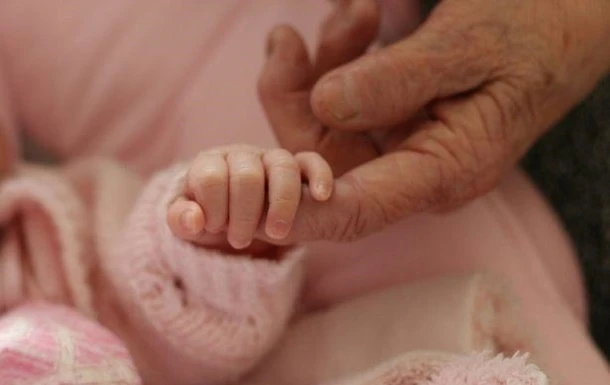 В Индии женщина родила первенца в 75 лет