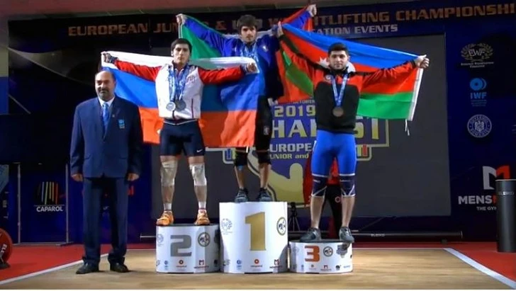 Азербайджанские тяжелоатлеты завоевали бронзу на первенстве Европы