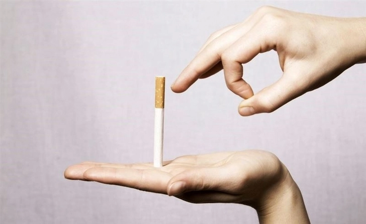 Стало известно, почему мужчинам проще бросить курить, чем женщинам
