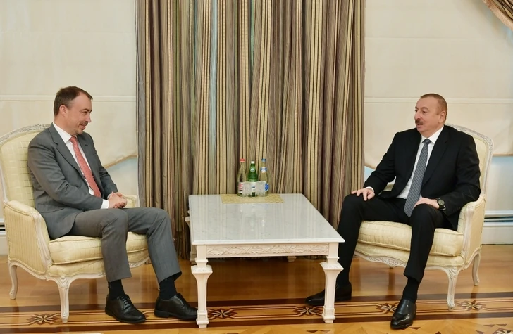 Президент Ильхам Алиев принял делегацию во главе со специальным представителем Европейского союза