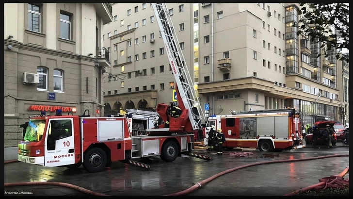 Причиной пожара в центре Москвы оказался алкоголик