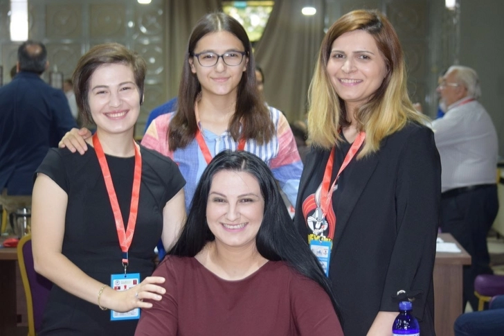 В шахматном клубе Азербайджана женщины заменили мужчин