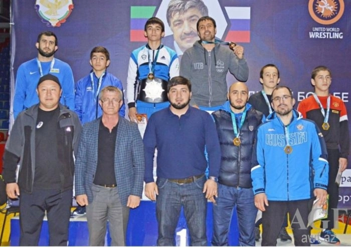 Азербайджанские борцы завоевали пять наград в России