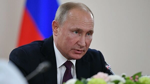 Путин выступил против «Википедии»