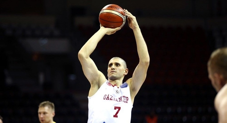 Азербайджанский баскетболист признан лучшим в Турции